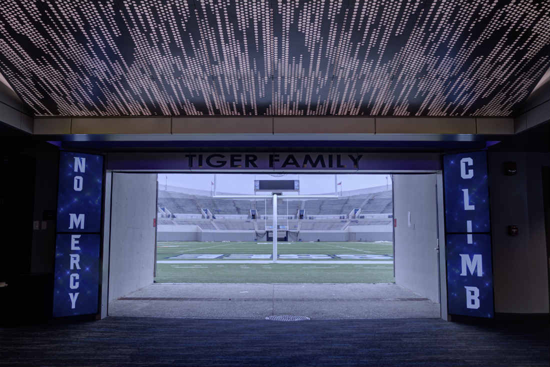 Project of the Year: Memphis Tigers Locker Room Features Over 100 LG Displays, slide 4