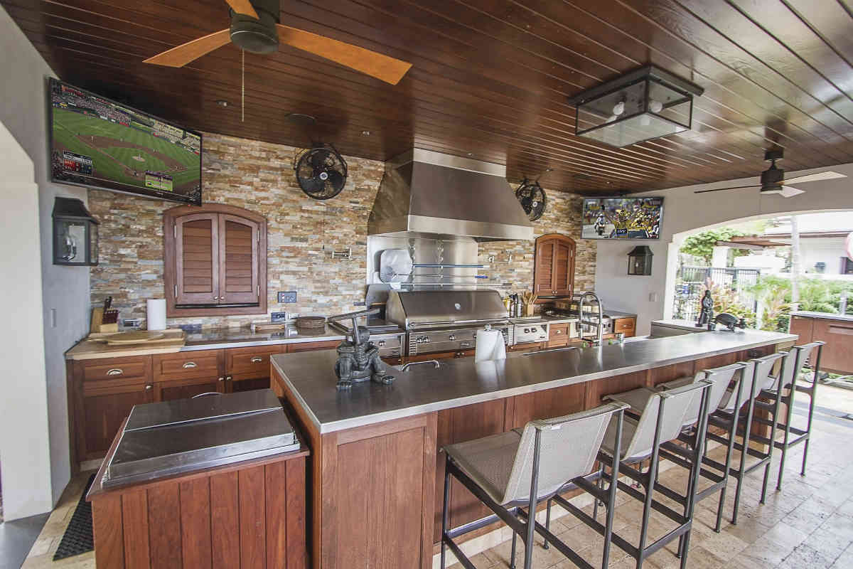 Crestron Powered Outdoor Party Space Keeps the Family Safe and Jacuzzi Bubbling, slide 1