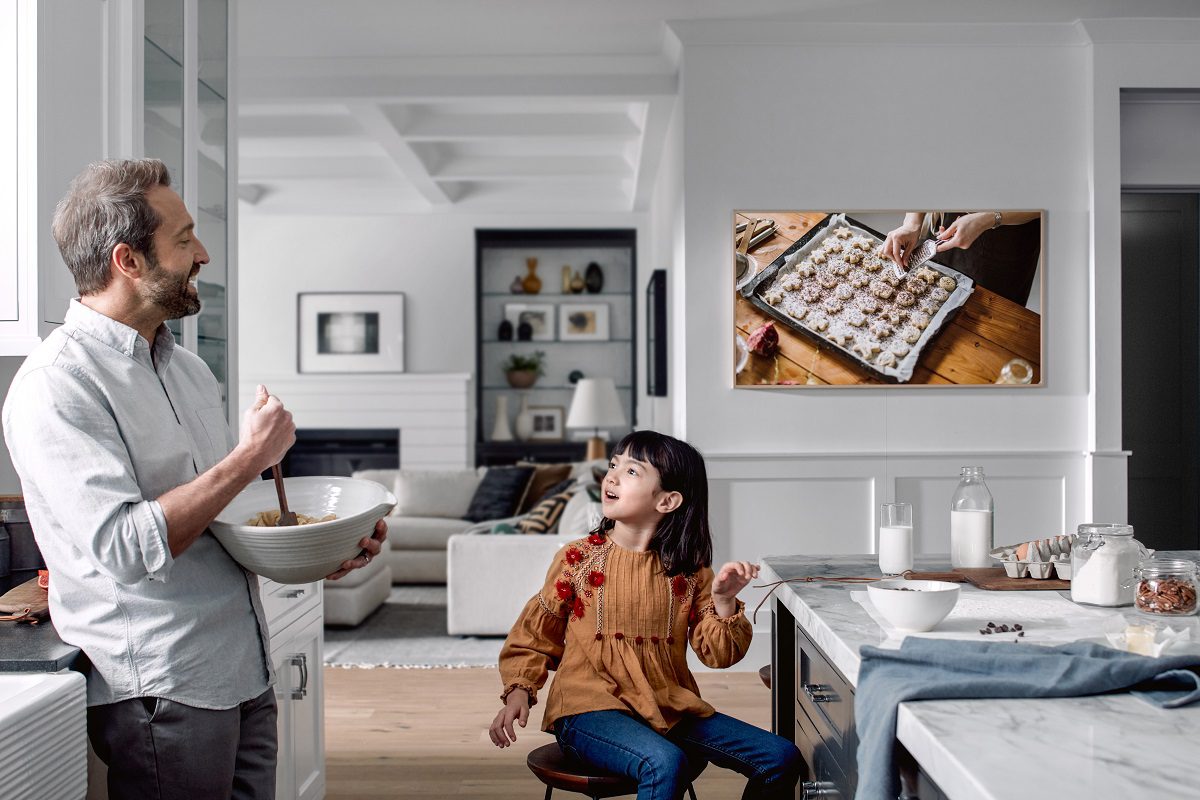 Samsung Brings QLED Technology to ‘The Frame’ Bezeled TV, slide 1