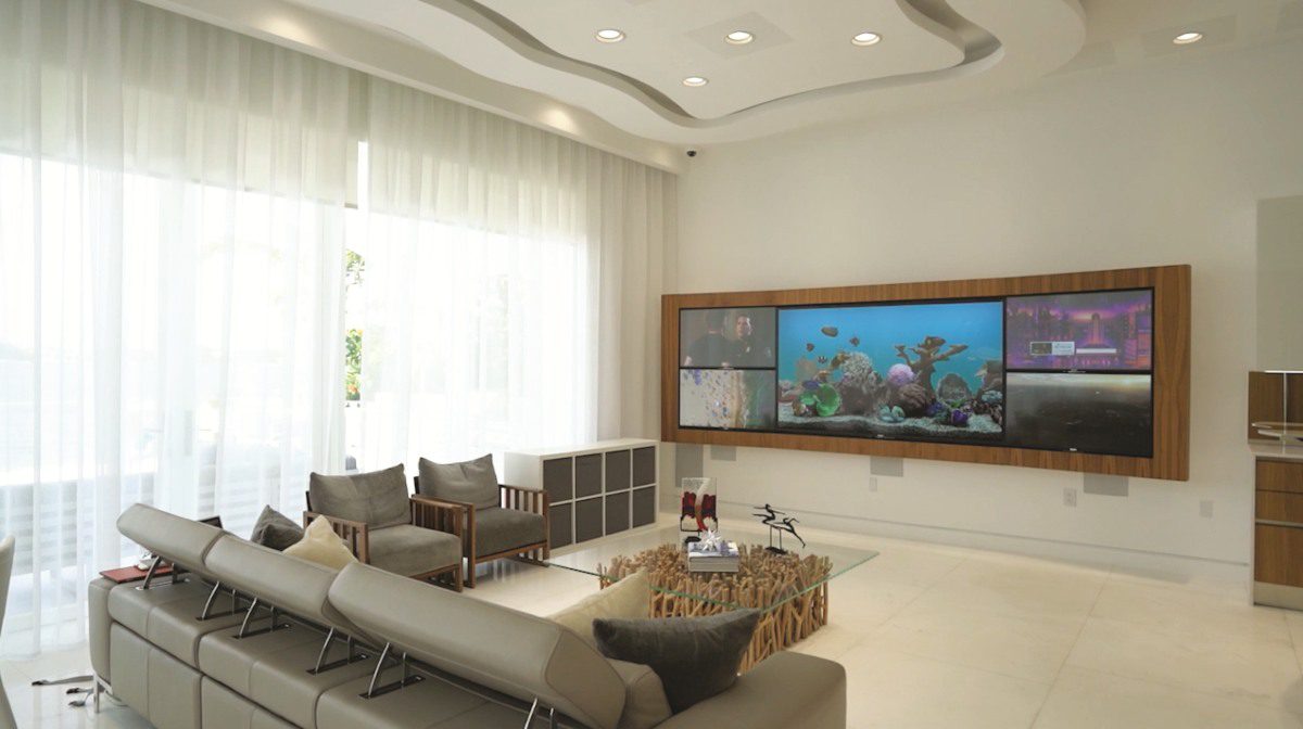 Minimalist Miami Mansion Transforms Into LED-Lit Wellness Paradise, slide 3