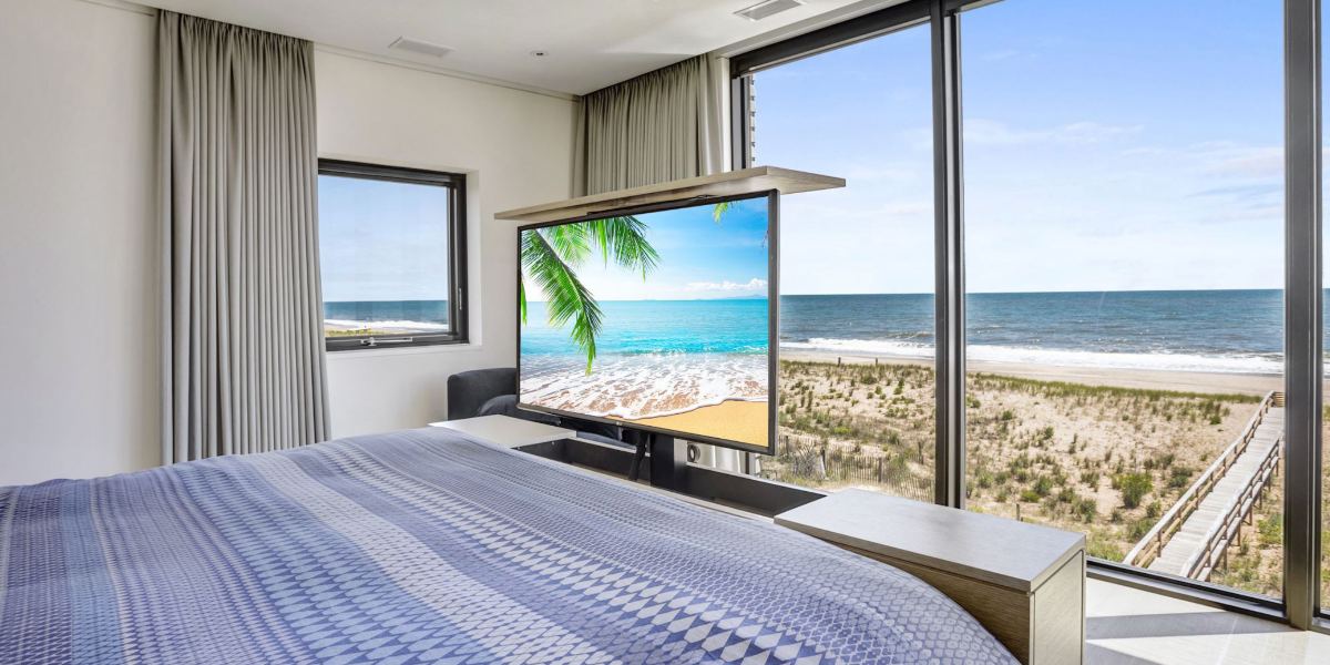 10-Bedroom Beach Home Is Lighting, Shading Design Masterpiece, slide 4