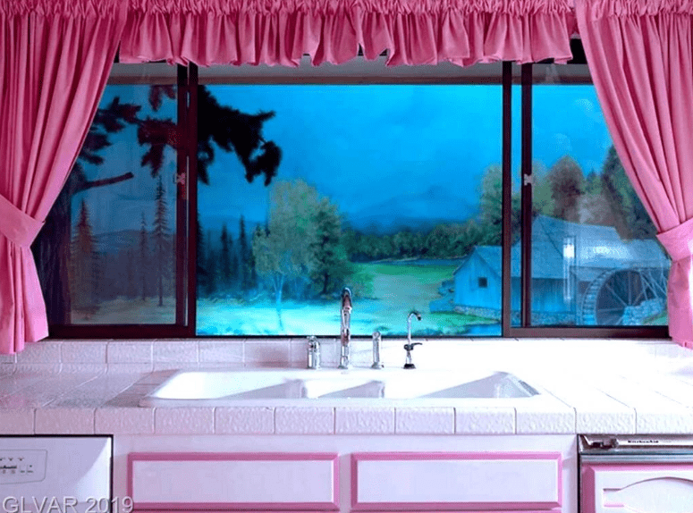 $18M Las Vegas Doomsday Wellness Bunker Is Mind-Blowing, slide 7