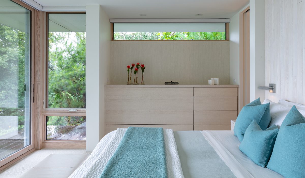 Integrator Uses Crafty Design to Camouflage Tech in Architect’s Lakefront Smart Home, slide 5
