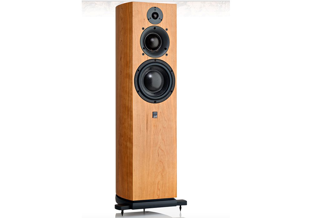 Hands On: ATC SCM40A Bundles Pro Performance in Consumer Package, slide 4