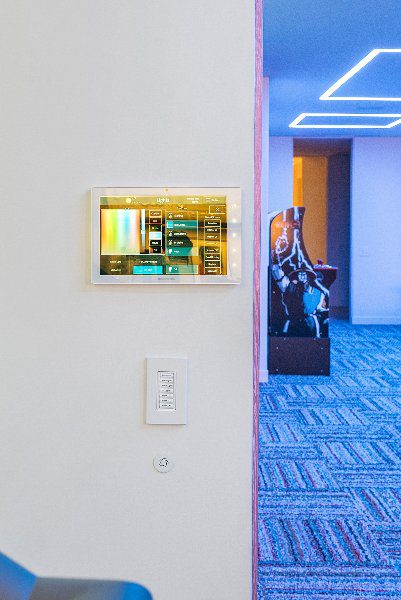 Global Wave Integration Helps Tech Tsunami Flow Smoothly Across California Estate, slide 5
