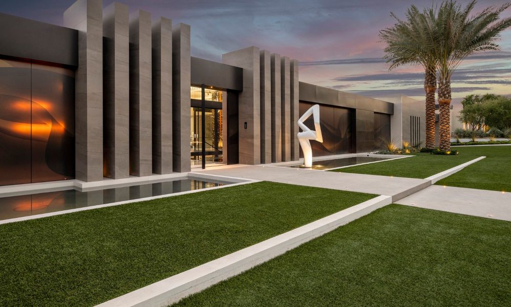 Jeff Williams Inc. Blends Modern Art and Smart Tech in Cali Luxury Home, slide 10