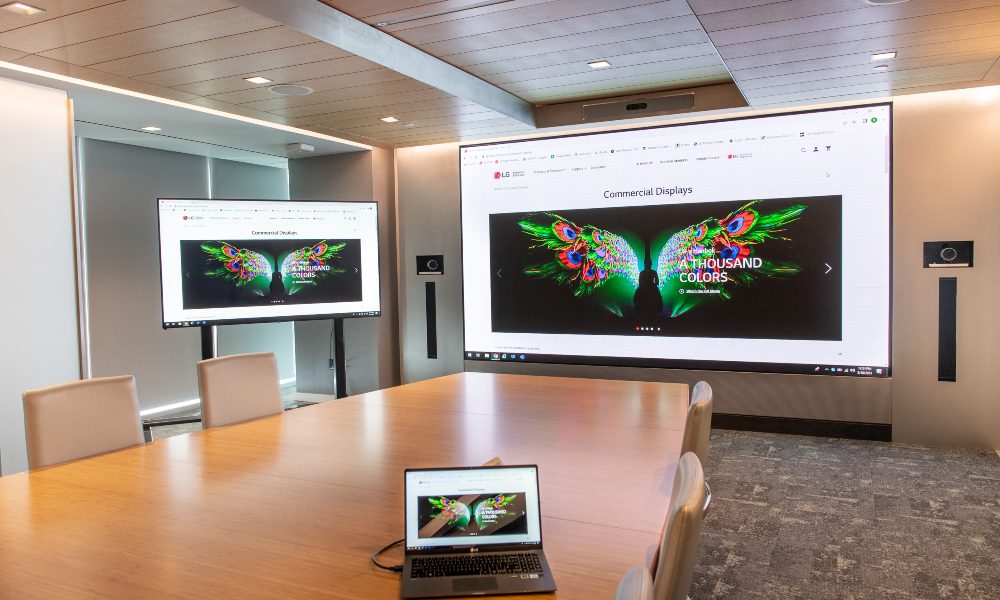 LG’s Headquarters Weds High-Tech Office Environments with Low Impact Design, slide 2