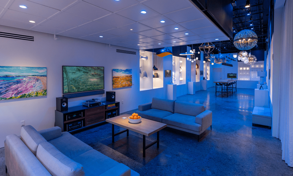 System 7 Experience Center, blue lights, color tunable lighting, integration showroom