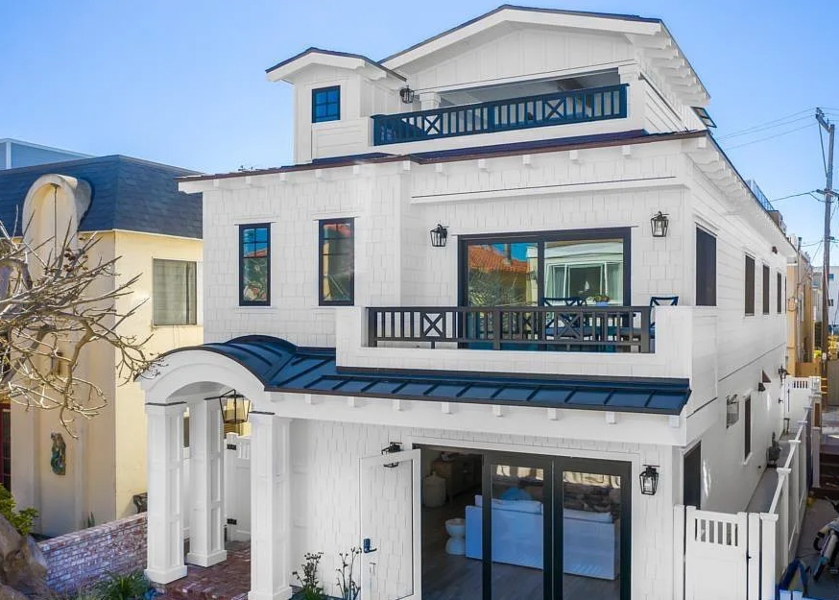 Front Facade of Sunset Cliffs property Pacific Beach California Audio Impact